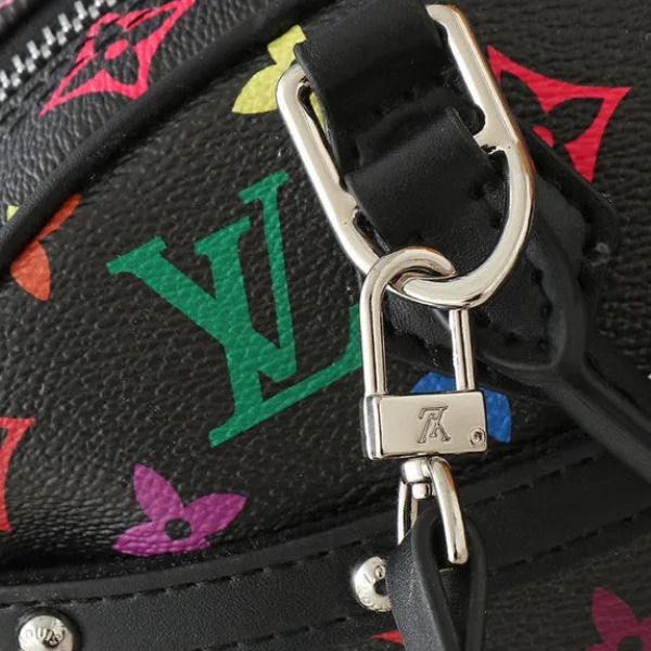 Bolsa de ombro compacta com monograma