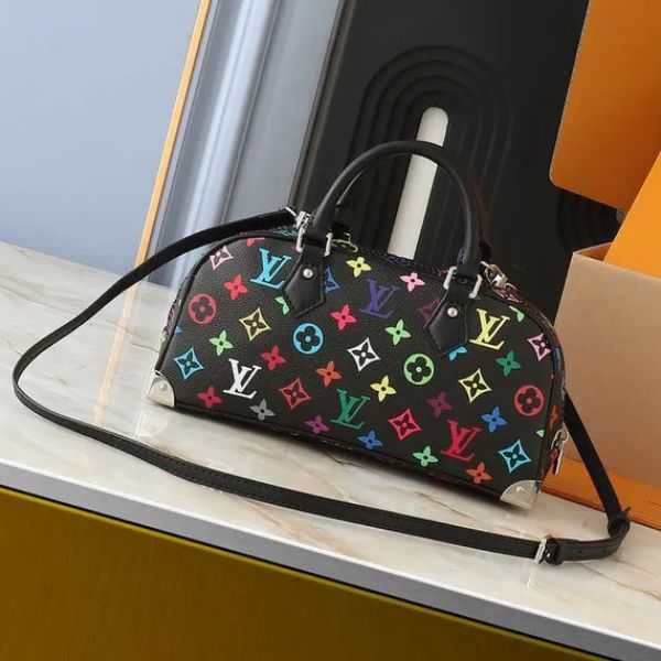 Bolsa de ombro compacta com monograma