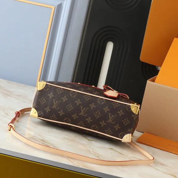 Bolsa de ombro compacta com monograma
