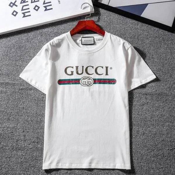 Camiseta casual listrada com logotipo 