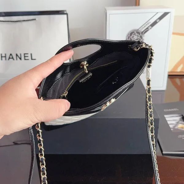 Bolsa acolchoada elegante 