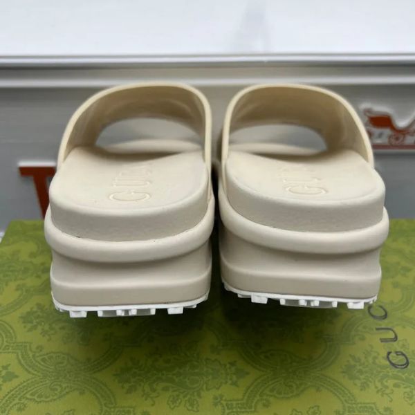 Slides elevados foscos 