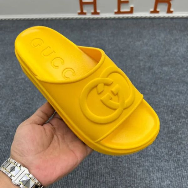 Slides elevados foscos 