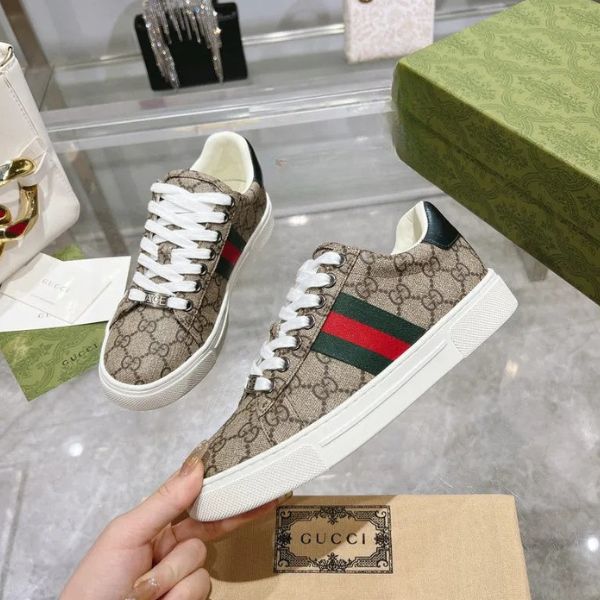 Tênis GG Monogram Stripe