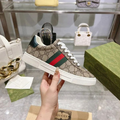 Tênis GG Monogram Stripe