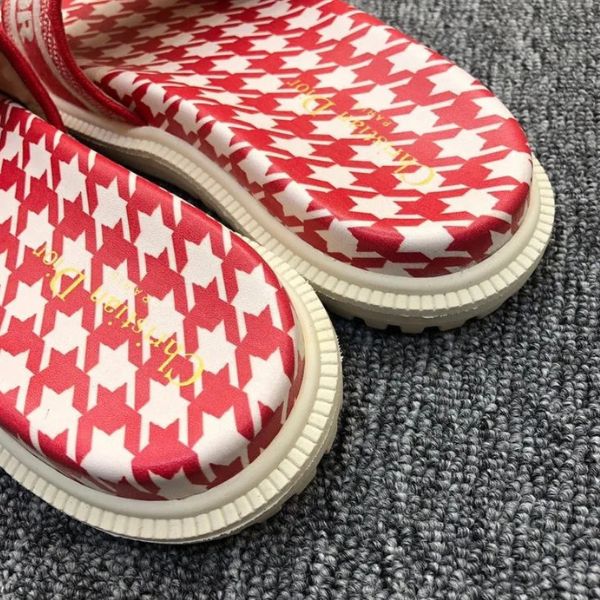 Escorregador Houndstooth Deluxe 