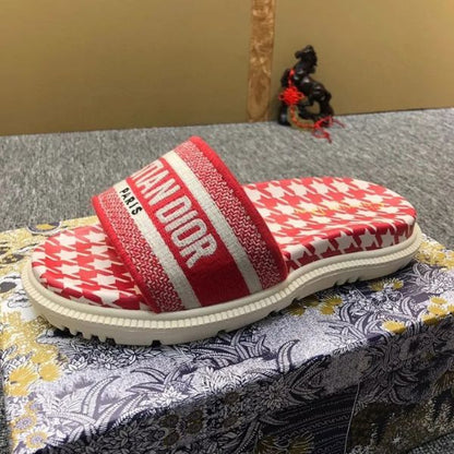 Escorregador Houndstooth Deluxe 