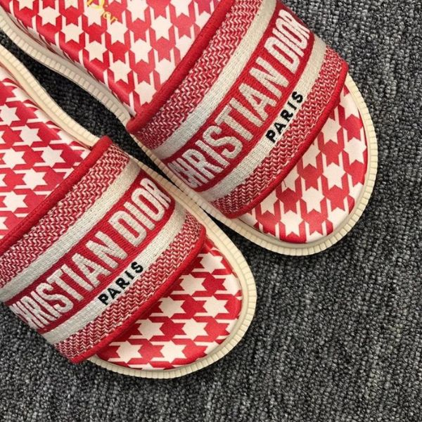 Escorregador Houndstooth Deluxe 