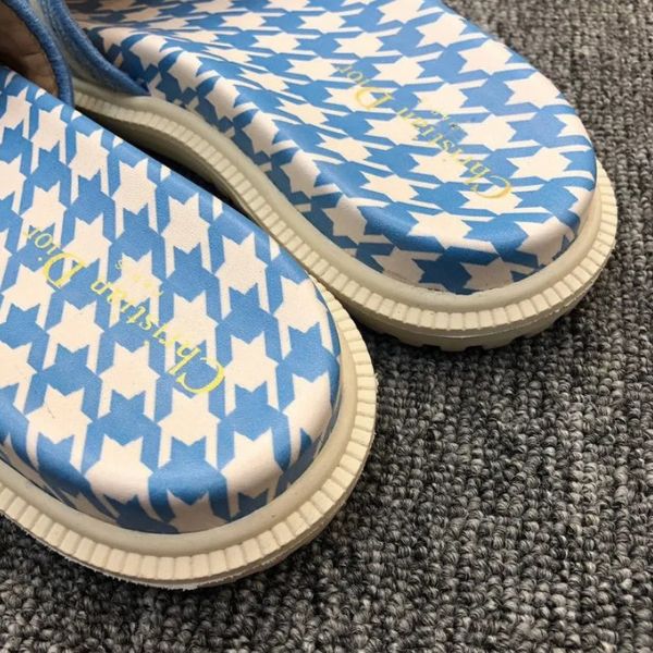 Escorregador Houndstooth Deluxe 