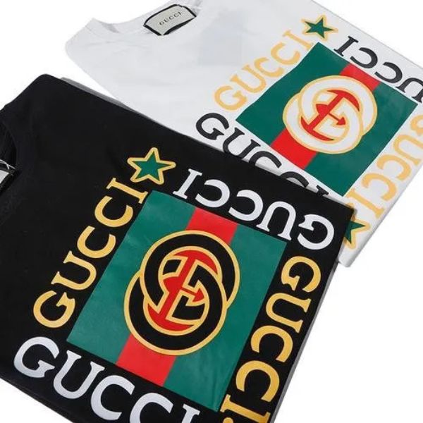 Camiseta gráfica Modern Stars 