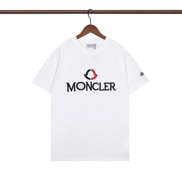 Camiseta com logotipo bordado da Moncler 