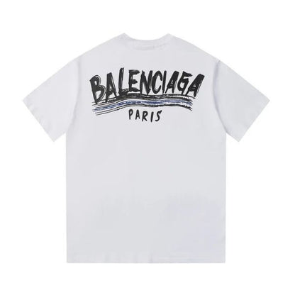 Camiseta com estampa parisiense 