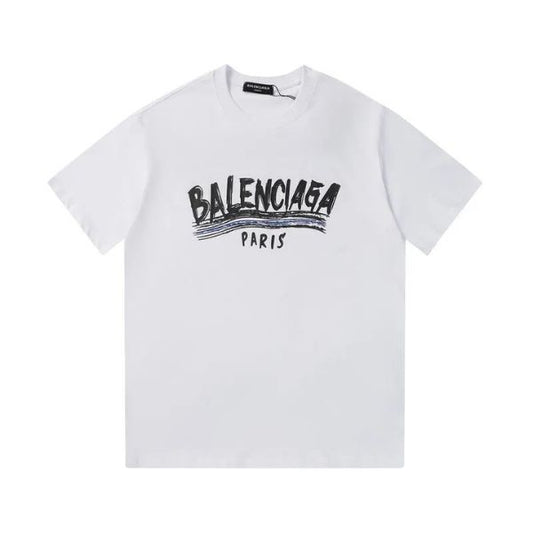 Camiseta com estampa parisiense 
