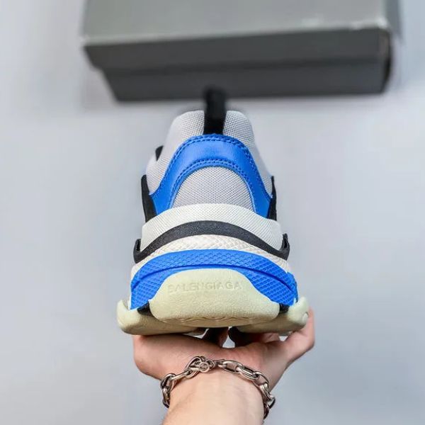 Tênis Chunky de Três Camadas