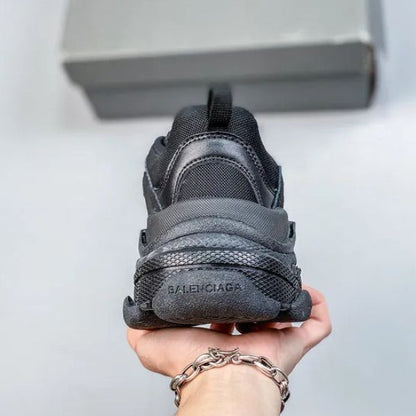 Tênis Chunky de Três Camadas